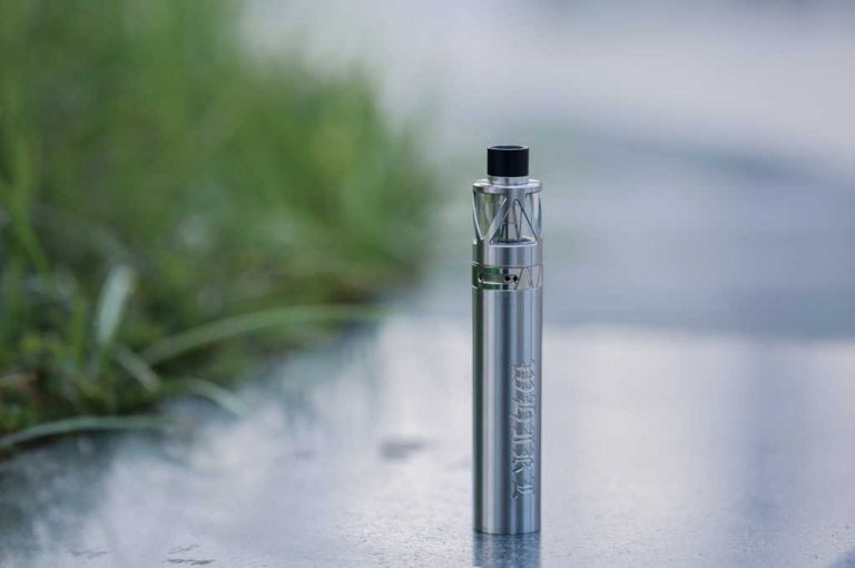 Selon une &eacute;tude r&eacute;cente, les e-cigarettes n&rsquo;aident pas les utilisateurs &agrave; arr&ecirc;ter de fumer