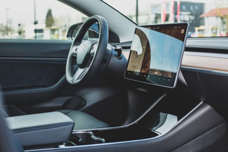 L&rsquo;adoption des v&eacute;hicules &eacute;lectriques comme v&eacute;hicules utilitaires l&eacute;gers
