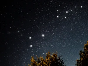 Pers&eacute;ides 2026 : la meilleure nuit d&rsquo;&eacute;toiles filantes de l&rsquo;ann&eacute;e arrive (12-13 ao&ucirc;t)
